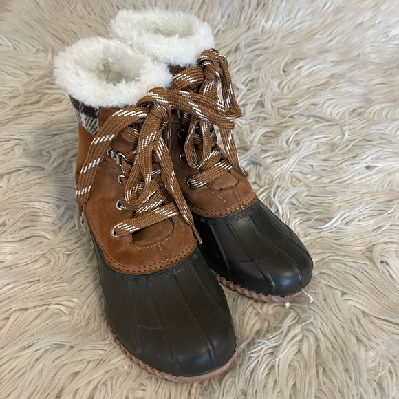 Maurice’s | Duck Boots 🦆 - Picture 3 of 15